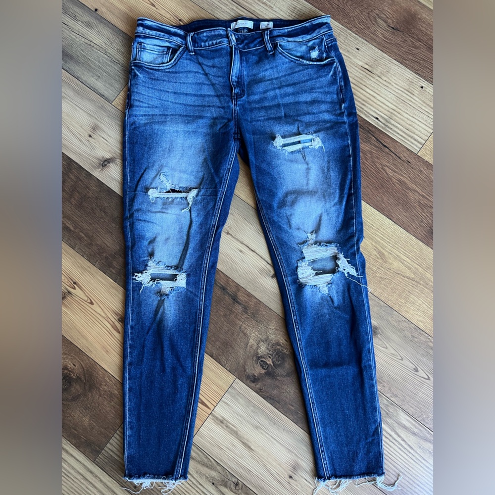 KanCan Stretch Distressed Dark Blue Skinny Jeans size 32